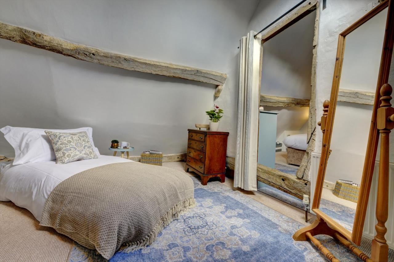 Loft Cottage By Spa Town Property - 2 Bed Tudor Retreat Near To Stratford-Upon-Avon, Warwick & Solihull 외부 사진