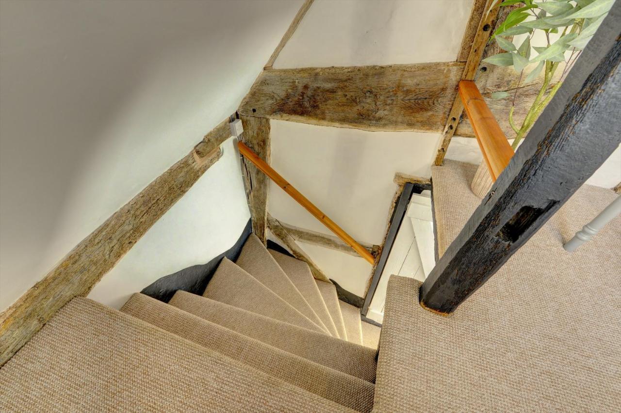 Loft Cottage By Spa Town Property - 2 Bed Tudor Retreat Near To Stratford-Upon-Avon, Warwick & Solihull 외부 사진