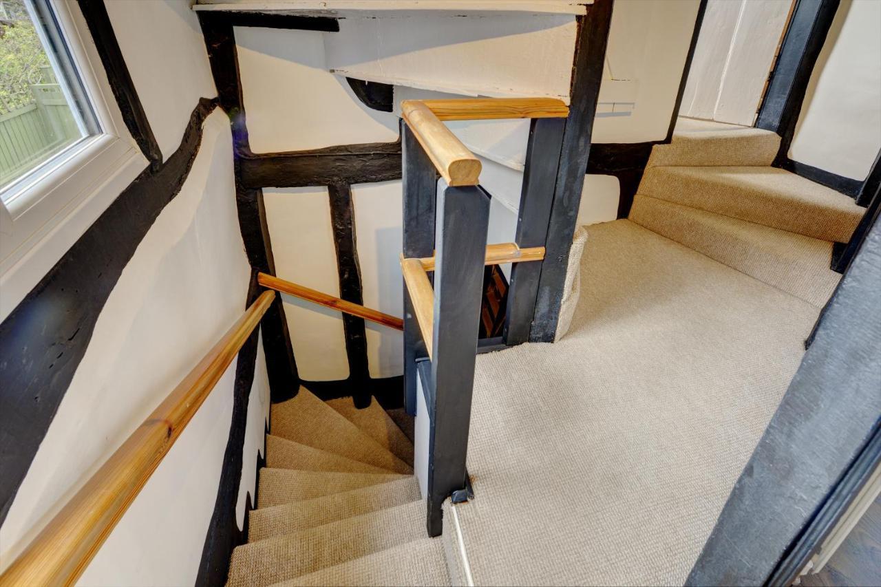 Loft Cottage By Spa Town Property - 2 Bed Tudor Retreat Near To Stratford-Upon-Avon, Warwick & Solihull 외부 사진